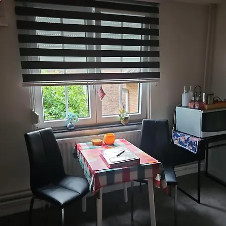 Lejlighed Sharon's And Ser's Place In Heer-maastricht *