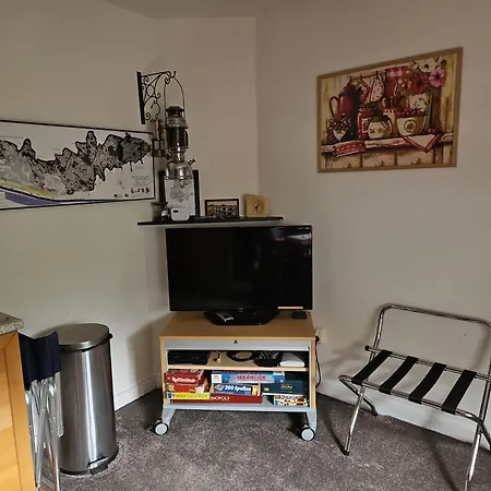 Sharon's And Ser's Place In Heer-maastricht 아파트 *